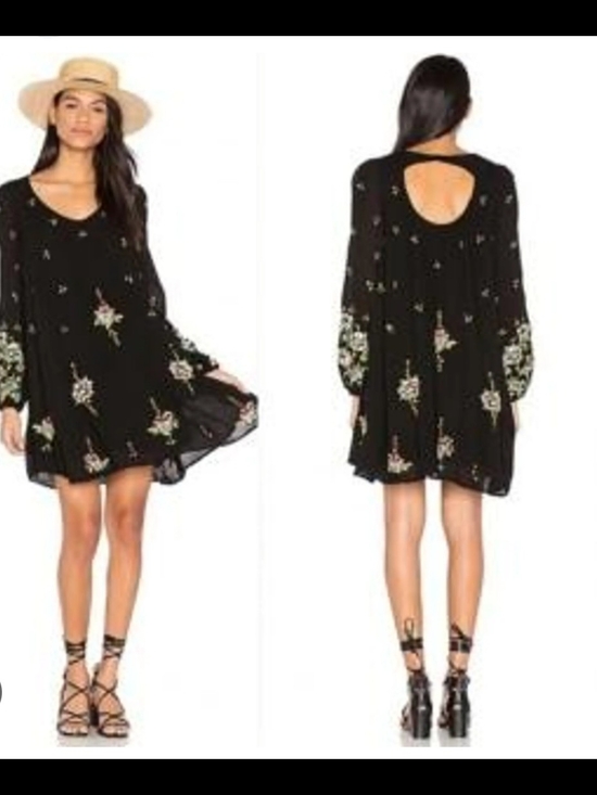 Free People Dresses & Skirts - Free People Black Boho Floral  Open Back Mini Dress with Embroidered Details